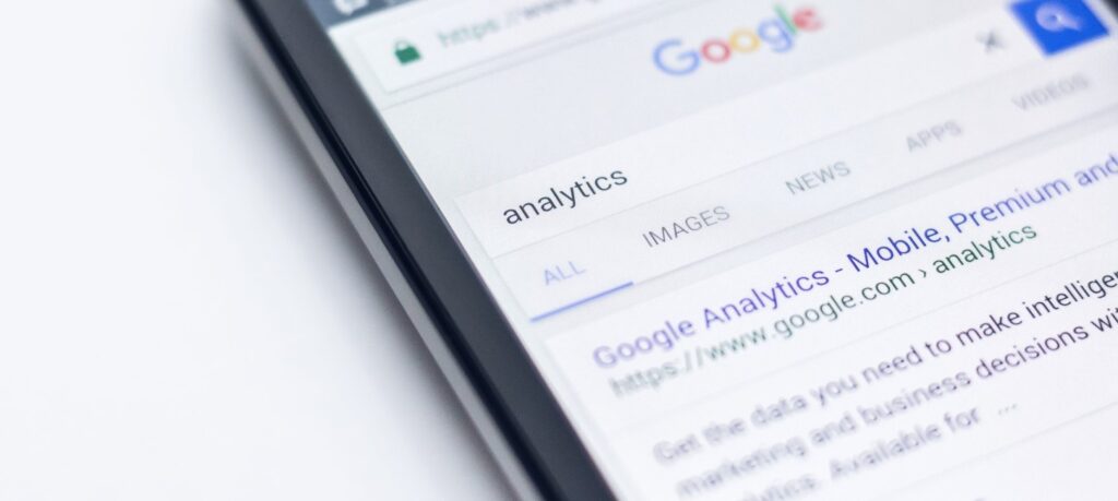 google-je-proste-bore - AITOM google nástroje - google analytics